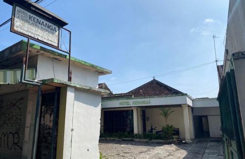 Prambanan Hotel | Hotel O Kenanga 1
