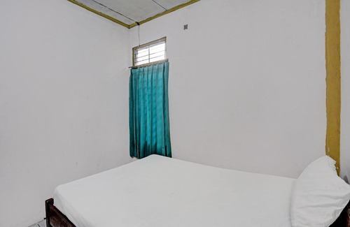 Borneo Hotel | Hotel O Penginapan Aina Syariah