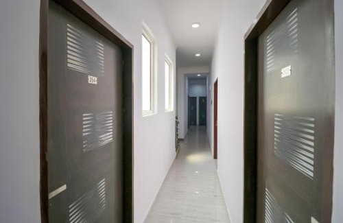 Gurugram Hotel | Hotel O White House