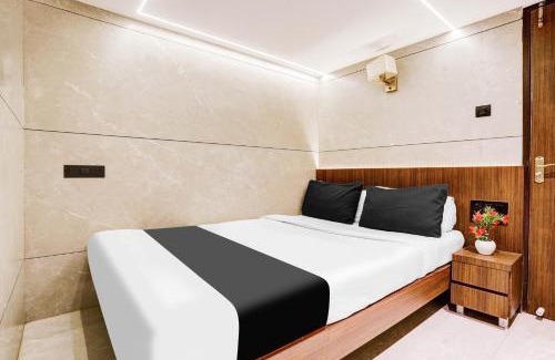 Dadar East Hotel | Hotel O Woodland