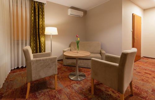 Olesno Hotel | Hotel Olesno