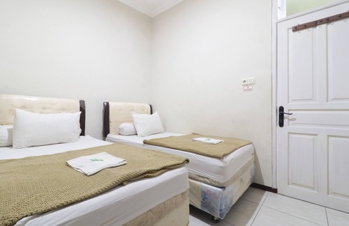 Ampel Hotel | Hotel Omah Ampel Syariah