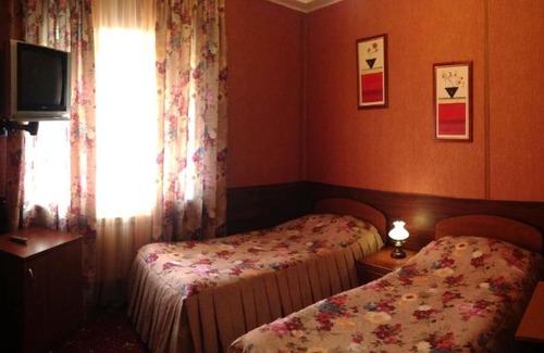 Ilyinskiy Hotel | Hotel on Teatralnaya street