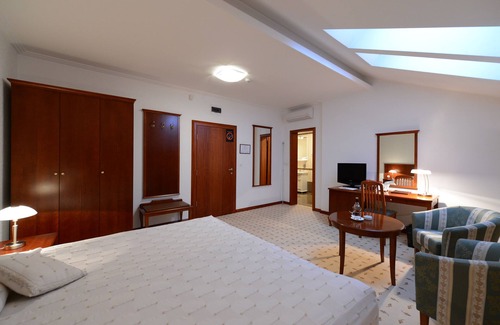 Banovo brdo Hotel | Hotel Orasac