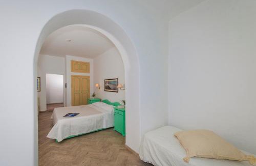 San Vincenzo Hotel | Hotel Ossidiana Stromboli Center