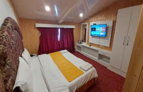 Laripora Hotel | Hotel Outlook