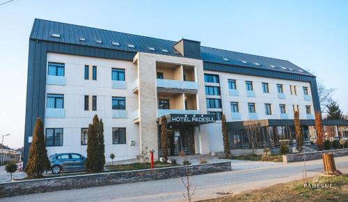 Faget Hotel | Hotel Padesul