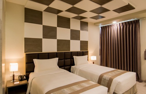 Mayangone Hotel | Hotel Parami