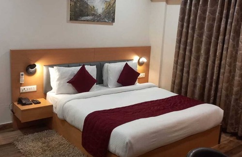 Purnia Hotel | Hotel Park Square