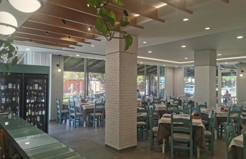 Divjake Hotel | Hotel Pelikan