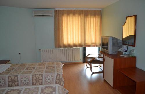 Gorna Oryahovitsa Hotel | Hotel Perla