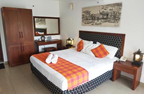 Pinnawala Hotel | Hotel Pinnalanda - NEW DEAL! Exclusive Offers on Pickups Available!