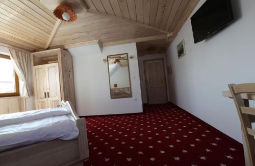 Ljubno ob Savinji Hotel | Hotel Planinka
