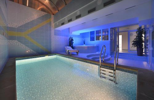 Hluboka nad Vltavou Hotel | Hotel Podhrad