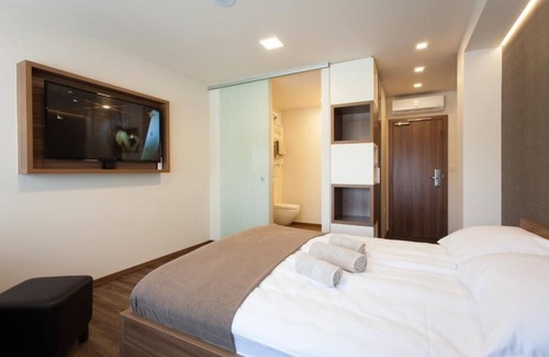 Ptuj Bed & Breakfast | Hotel Pomaranča