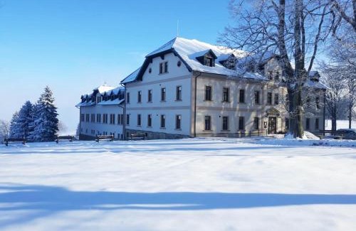 Kraliky Hotel | Hotel Poutní Dům