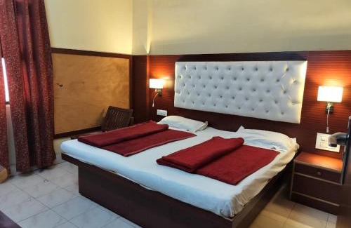 Paharganj House | Hotel Prince Palace (The Green)