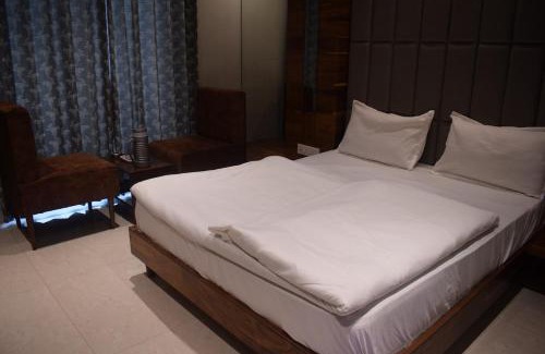 Ambaji Hotel | HOTEL PUSHPA INN