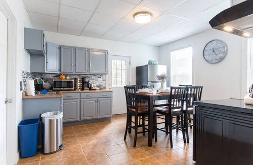Ipswich Apartment | Hotel Quality and Confy, close to the beach, sleeps 6