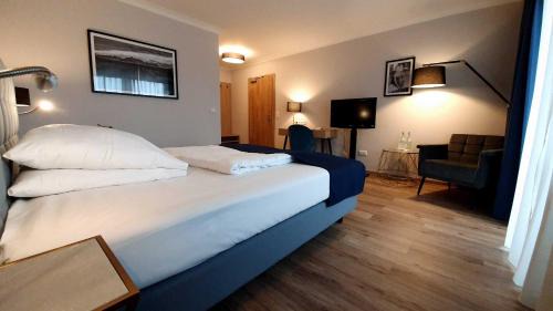 Oberteisbach Hotel | Hotel Räucherhansl