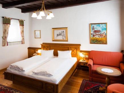 Weissenkirchen in der Wachau Hotel | Hotel-Restaurant Kirchenwirt
