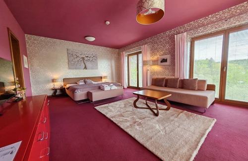Nove Mesto nad Metuji Hotel | Hotel Rajska Zahrada