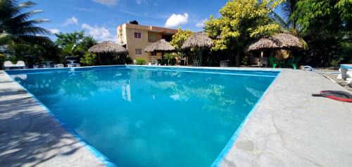 La Vega Hotel | HOTEL RANCHO EL NOVATO