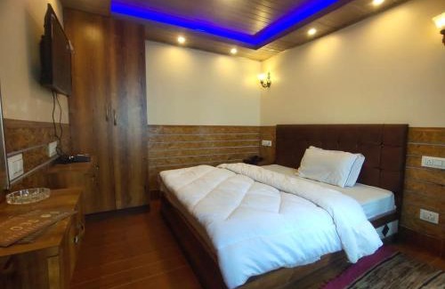 Darjeeling Hotel | Hotel RATNA VILLA INN