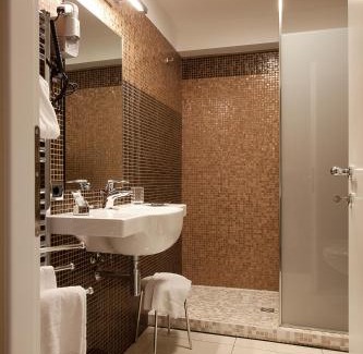 Ternate Hotel | Hotel Residence Montelago