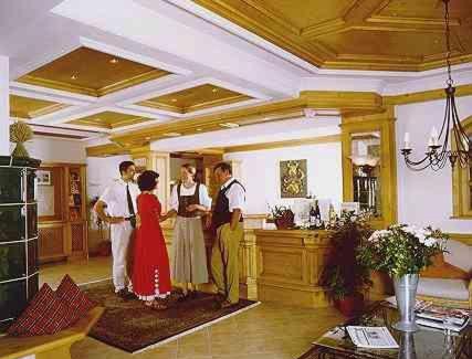 Wolfach - Saint Roman House | Hotel Restaurant Ochsenwirtshof