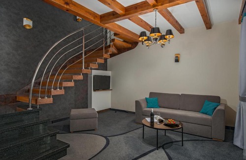 Hrubieszow Hotel | Hotel & Restauracja Gniecki