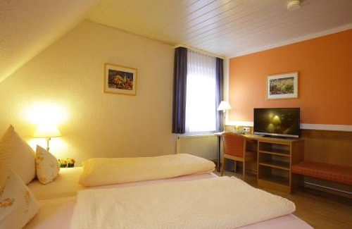 Neuenburg am Rhein Hotel | Hotel-Restaurant Gasthof Adler