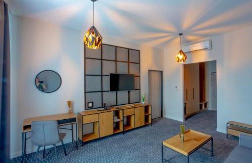 Juh Hotel | Hotel & Restaurant Barca