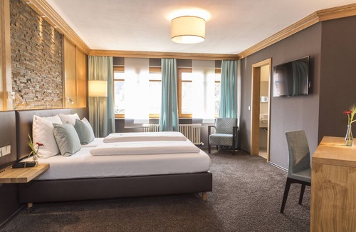 Donzdorf Hotel | Hotel & Restaurant Becher