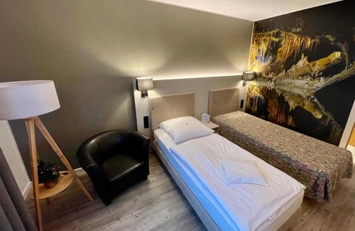 Saalfeld-Saale Hotel | Hotel & Restaurant Bergfried