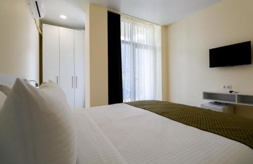 Likani Hotel | Hotel & Restaurant Emerald Borjomi