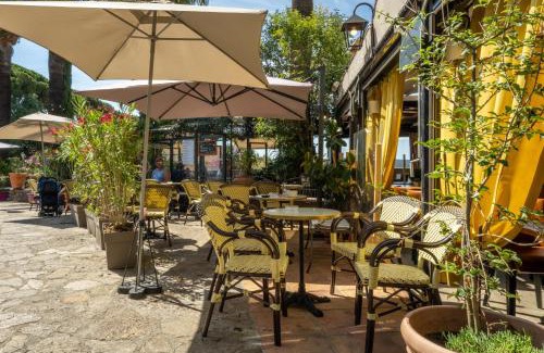 Bormes-Les-Mimosas Hotel | Hotel Restaurant Bellevue