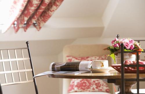 Trouville-sur-Mer Hotel | Hotel & Restaurant LE CENTRAL TROUVILLE