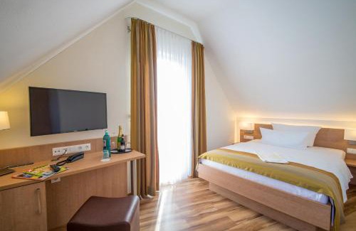 Pflugfelden Hotel | Hotel & Restaurant Goldener Pflug