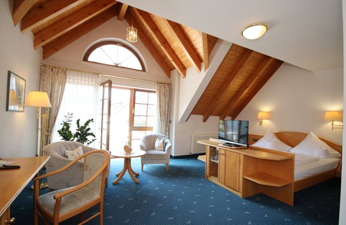 Berghaupten Hotel | Hotel-Restaurant Hirsch Berghaupten