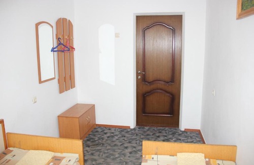 Velyka Omelyana Hotel | Hotel - restaurant "Lion's heart"