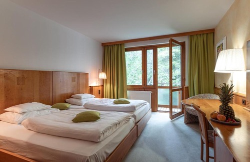 Arnoldstein Hotel | Hotel Restaurant Südrast Dreiländereck