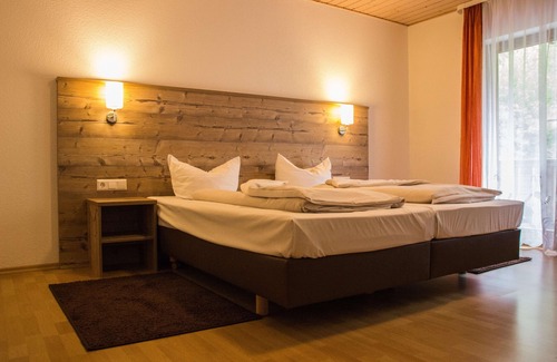Auendorf Hotel | Hotel Restaurant Talblick