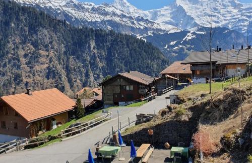Isenfluh Hotel | Hotel Restaurant Waldrand, Isenfluh
