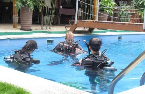 Puerto Lopez Hotel | Hotel-Restaurante Ancora