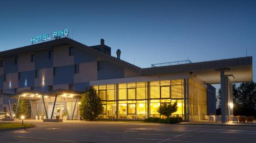 Orechova Poton Hotel | Hotel Ring