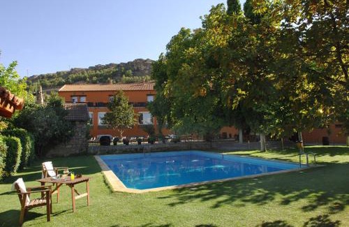Nuevalos Hotel | Hotel Rio Piedra