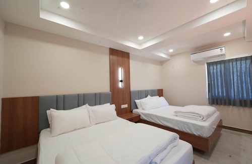 Srirangam Hotel | HOTEL RIVER VIEW with WiFi and AC in delightful Tiruchchirappalli