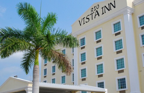 Tampico House | Hotel Room Perfectly located in Tampico