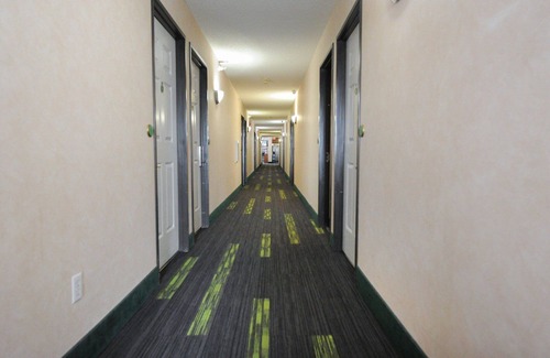 Yuma Hotel | Hotel room with TWO QUEEN BEDS and attached, private bathroom.